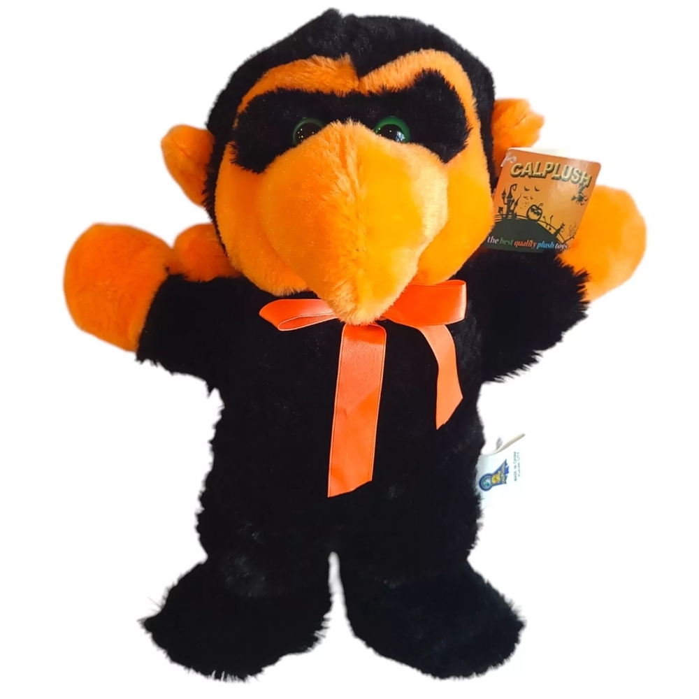 Calplush Halloween Dracula Vampire Plush 14" w/ Tags Soft Toy Stuffed Animal